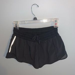 like new! lulu lemon shorts